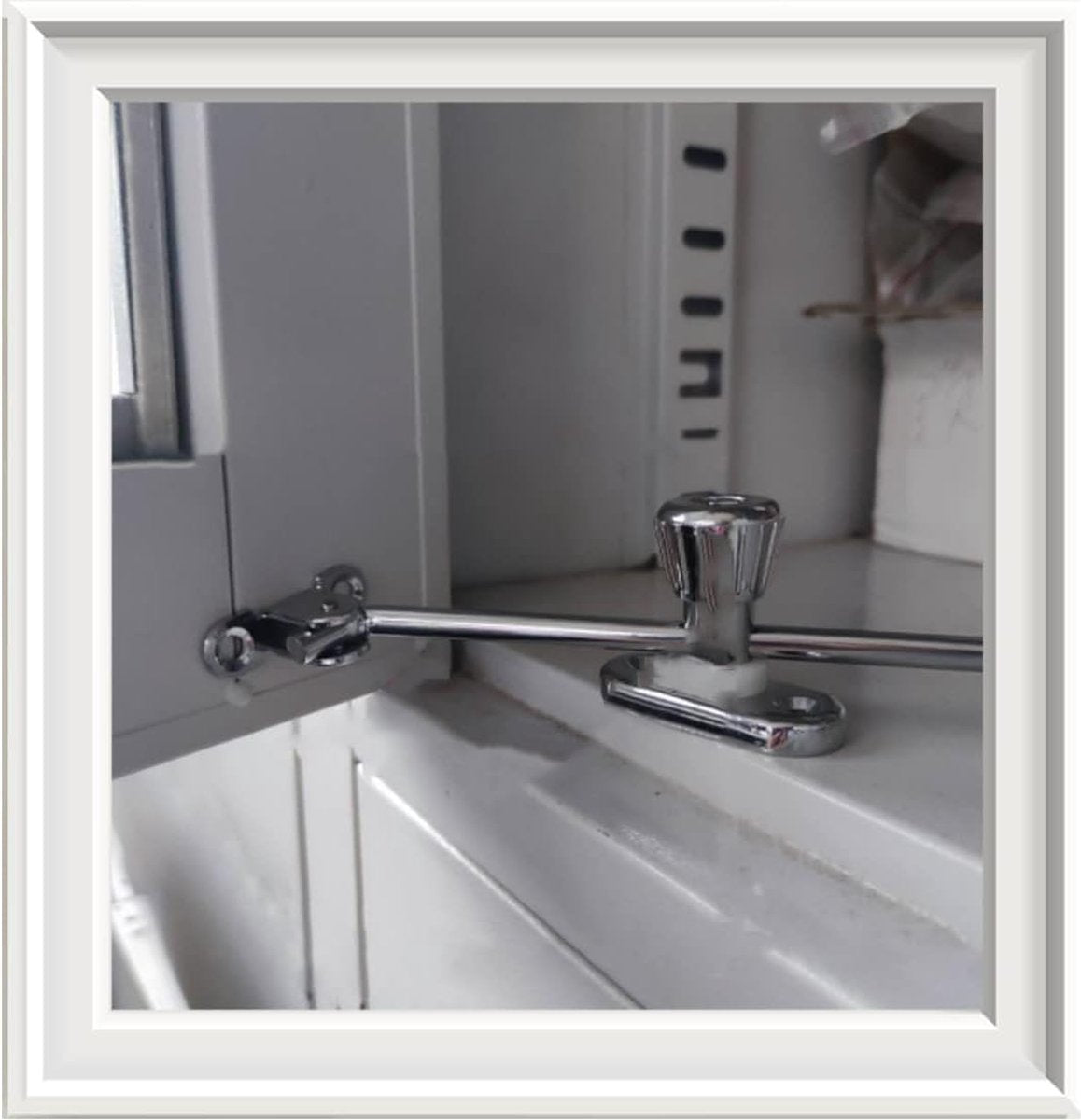 Door stopper – Door retainer – Wind hook – Door hold open – Adjustable – zinc alloy & steel – cabinet door – Tilt