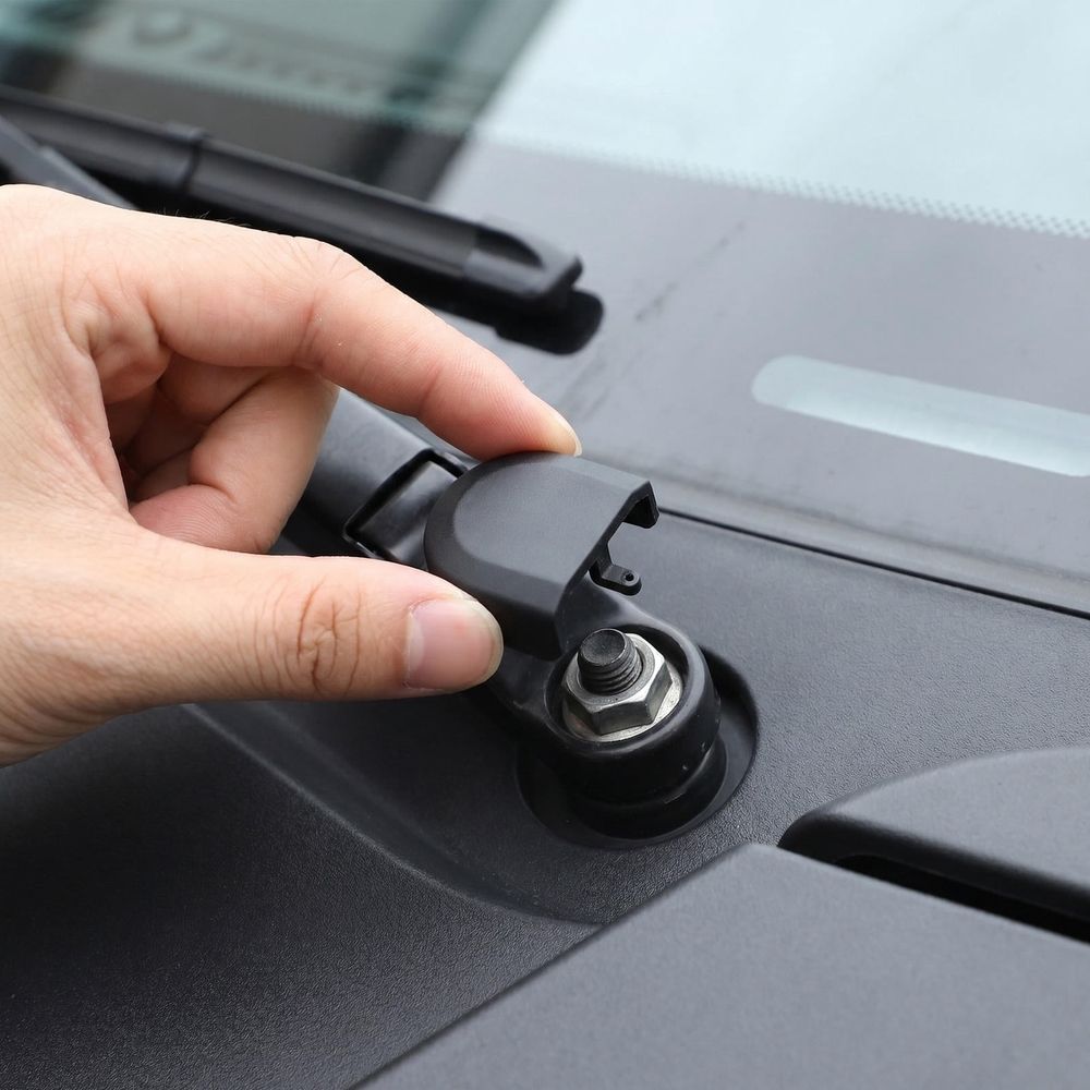 Honda Civic Front Wiper Arm Nut Cover – 2006–2011 – Black