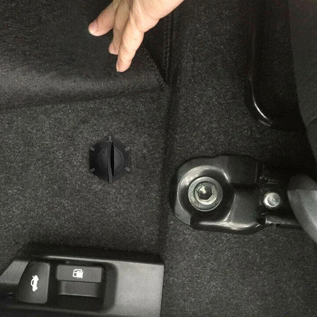 4Set Floor Mat Clips Set of Anti-Slip Fixing Retainers for Car Mats Removable