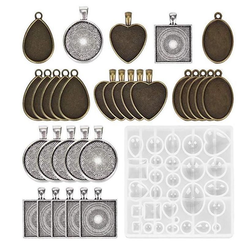 31 Piece DIY Resin Casting Mould and Pendant Tray Kit for Jewellery Making