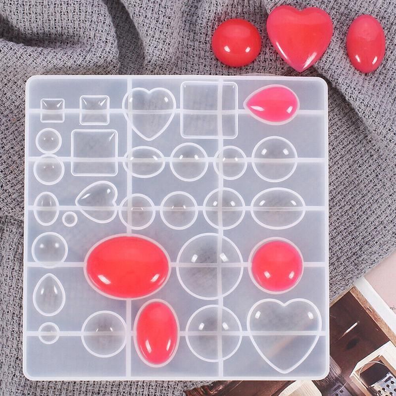 31 Piece DIY Resin Casting Mould and Pendant Tray Kit for Jewellery Making